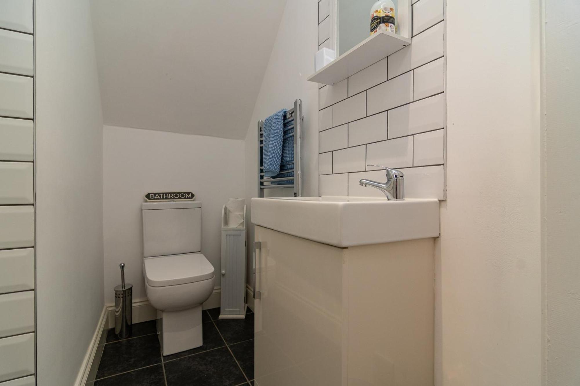 Light Airy 3 Bed Town Cntr Flat 700M To The Beach Bournemouth Eksteriør bilde